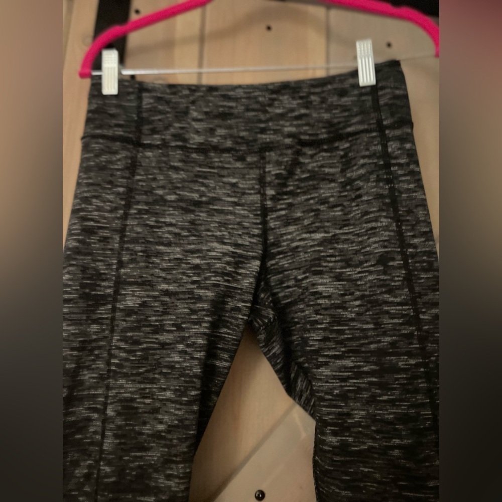 Express Space Dye Performance Legging - Picture 2 of 6